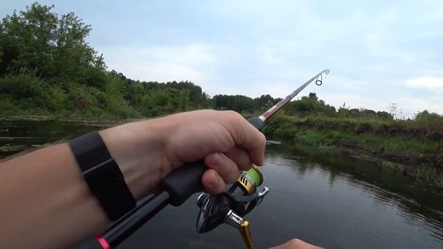 КТО ИЗДАЁТ ТАКИЕ ЗВУКИ? Рыбалка сплавом в августе на реке смотреть онлайн