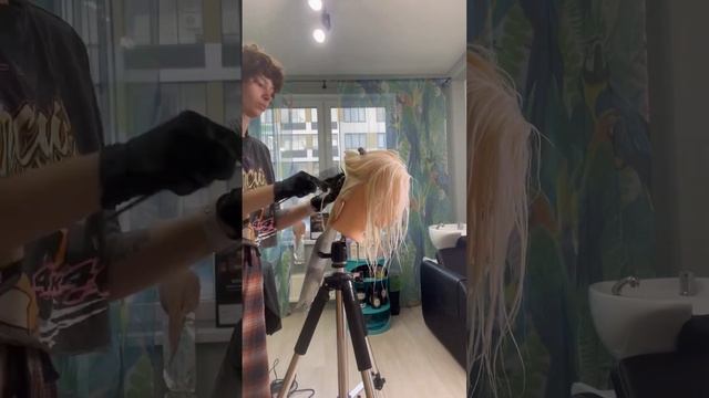 Красим манекены в самые модные цвета? смотреть онлайн