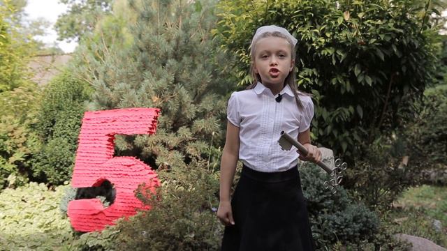 Гимназия №111 онлайн линейка 1 сентября День знаний смотреть онлайн