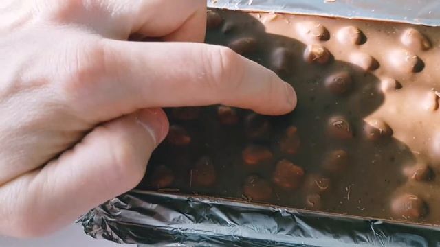 Сравнение шоколада с орехами смотреть онлайн