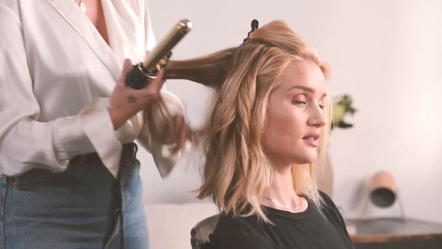 Jen Atkin gives Rosie Huntington-Whiteley her signature waves