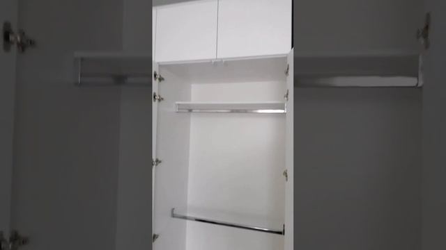 Настасья - белый распашной шкаф в спальню на заказ в Москве, Балашихе, Владимире, Иваново, Реутово смотреть онлайн