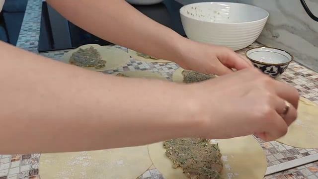 Ужин из 2-ух ингредиентов?ХРУСТЯЩИЕ ЧЕБУРЕКИ?Наши РАЗВИВАШКИ?МАЛОСОЛЬНЫЕ ОГУРЦЫ БЫСТРЫЙ РЕЦЕПТ смотреть онлайн