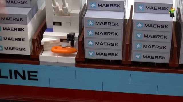 Музей ЛЕГО Обзор Creator Expert 10241 Maersk Line Triple E