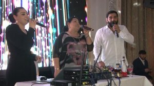 Поют цыгане Полина и Наталья  Бузылёвы, Митя Крести  Облака крылатые