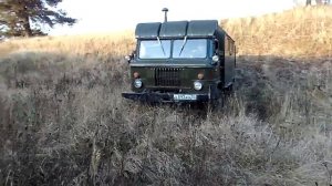 Газ 66 и Болотоход. Испытание на подъемах.