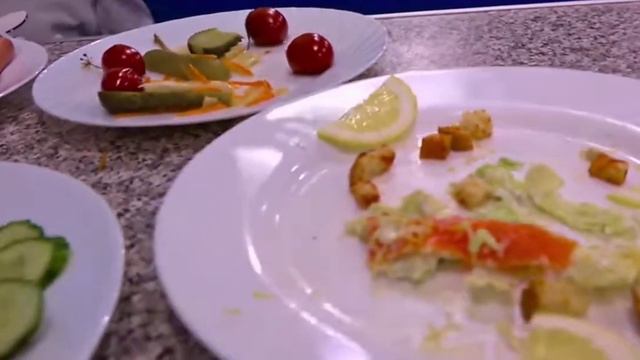 кто уехал на поезде 🤷к бабушке что произошло в пути? смотреть онлайн