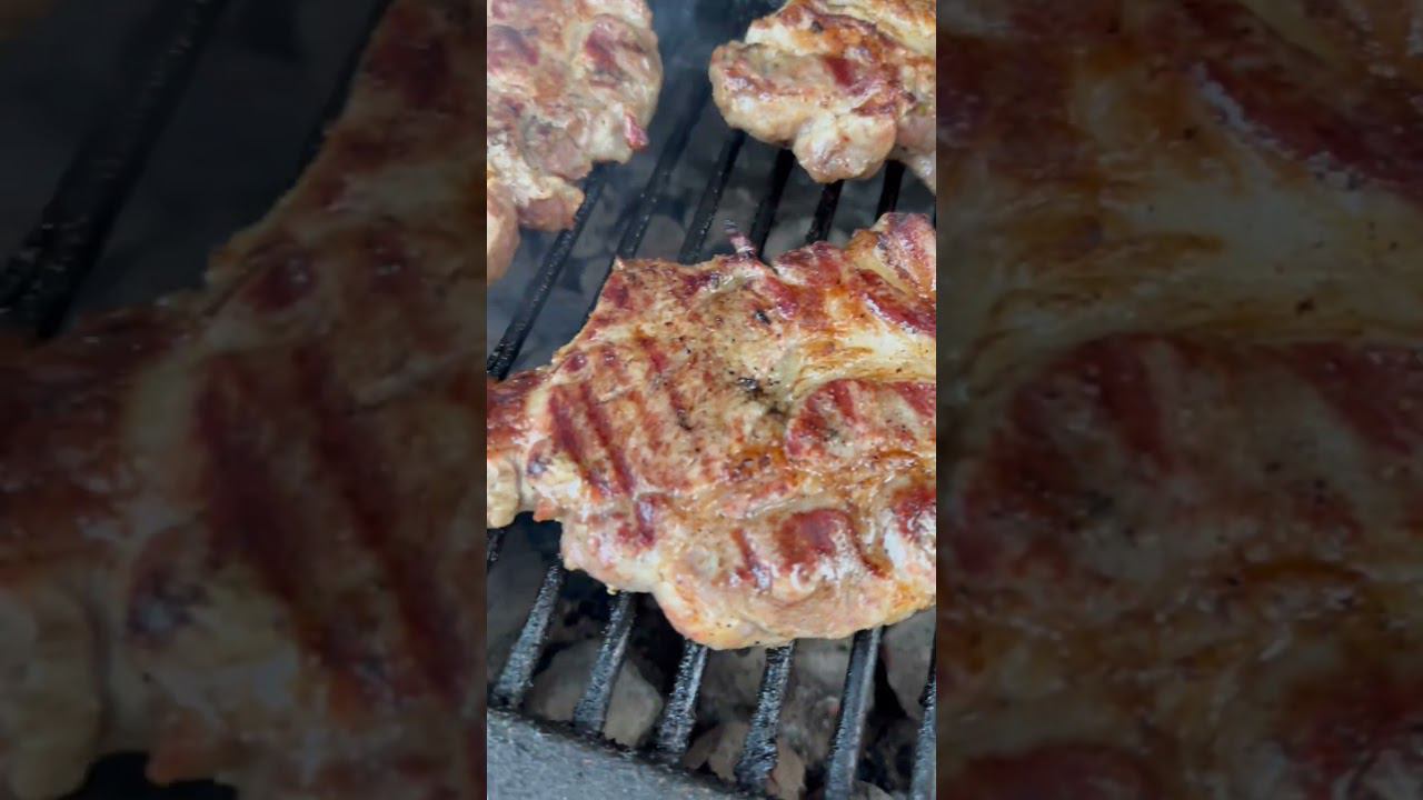 Самый вкусный и сочный стейк из свинины на гриле #робинзоннакубани смотреть онлайн