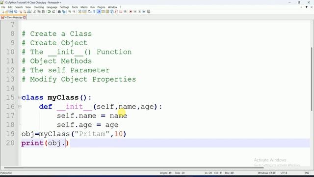 Classes and Objects in Python | init Function | Python for Beginner | Learn Python Tutorial