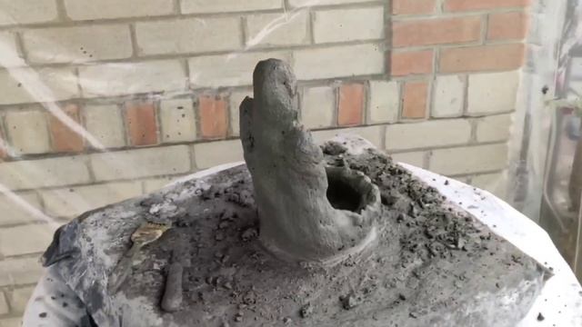 Отличная Идея!!! Простой Способ переделки Старой вязанной Шапки в Поделку для Сада.