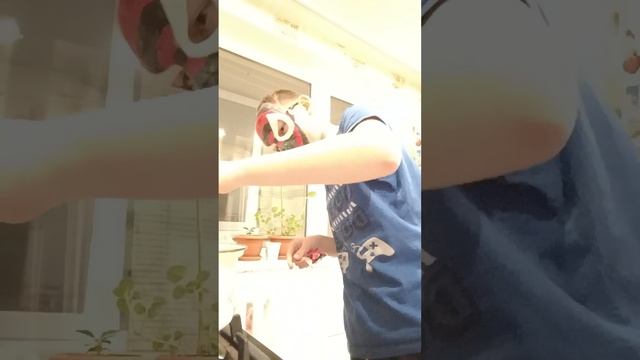 Пробую ну очень оструют лапшу ,, чан рамен"???? смотреть онлайн