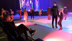 Александр Плющенко репетирует свою роль под руководством папы, Евгения Плющенко, 30.12.21