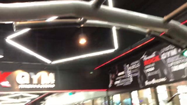 Качалка в Бангкоке (Жизнь По - VLOG) смотреть онлайн