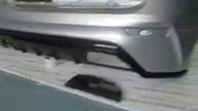 Задний бампер Калина 2 (хэтчбек),цвет Рислинг+Черный. смотреть онлайн