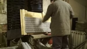 Фасадная плитка на саморезах "Старый кирпич"