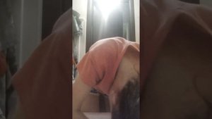 я покажу как я мою голову не знаю зачем