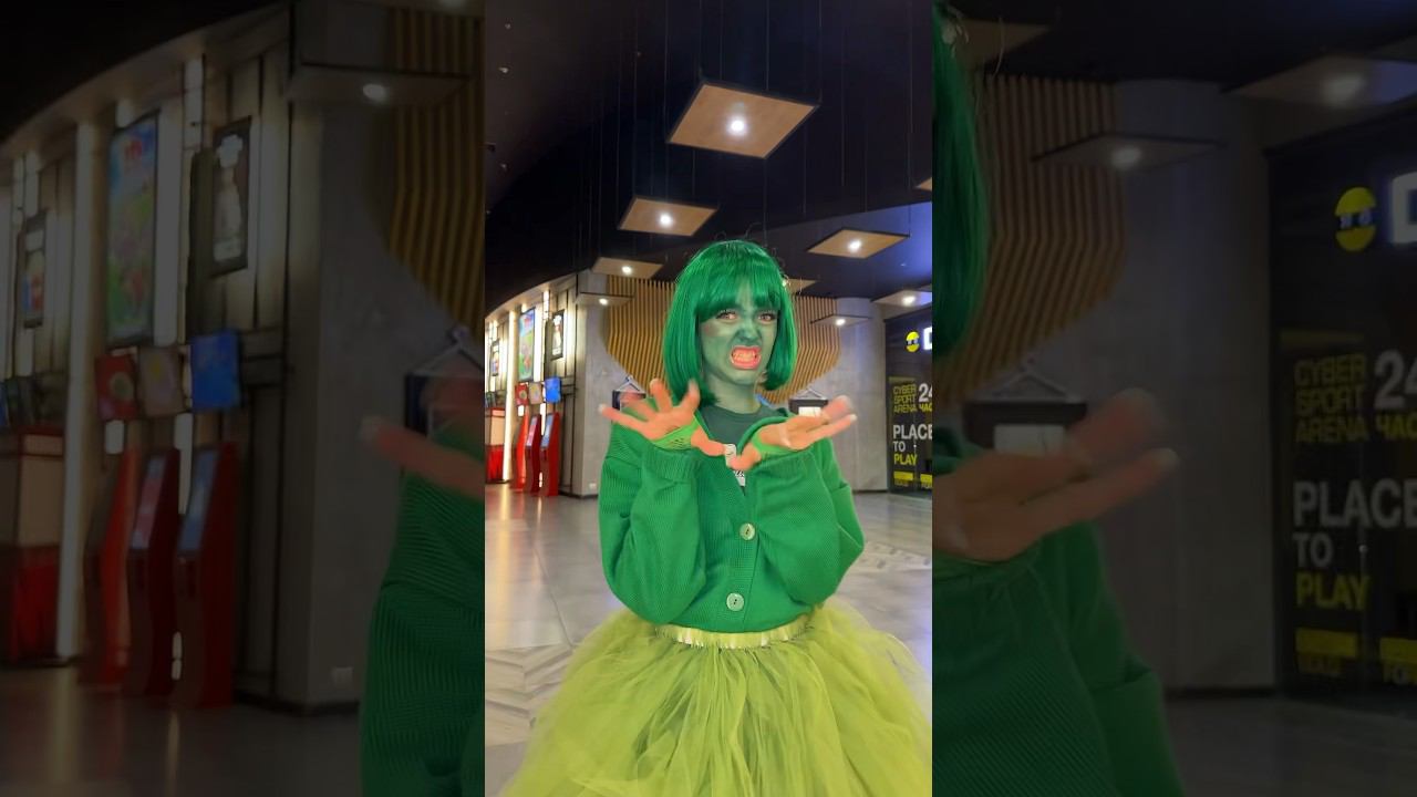 КВИНКА ПОЗЕЛЕНЕЛА?Кто угадает, персонажей из какого мультика мы повторили?#роблокс #смешное смотреть онлайн