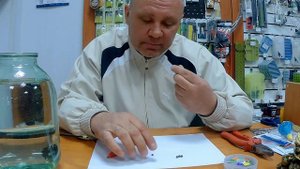 Обзор устройства для огрузки поплавка + рыбалка на карася в аквариуме:)