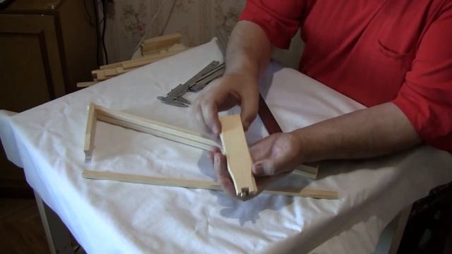 Рамки для ульев. Обзор боковушек для рамок смотреть онлайн