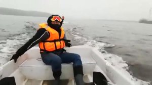 На что способен лодочный мотор Привет 22