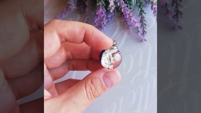 Украшения из эпоксидной смолы BOTANICA..Кулон BOTANICA с птицами и облаками смотреть онлайн
