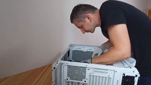 БЕЛАЯ сборка ПК. Установка материнской платы и подключение всех компонентов.