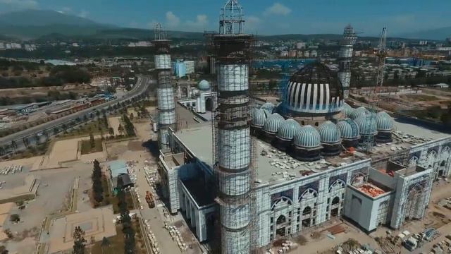 Масҷид дар Душанбе. Калонтарин масҷид дар Душанбе. Самый большой мечеть в Таджикистане город Душанб смотреть онлайн