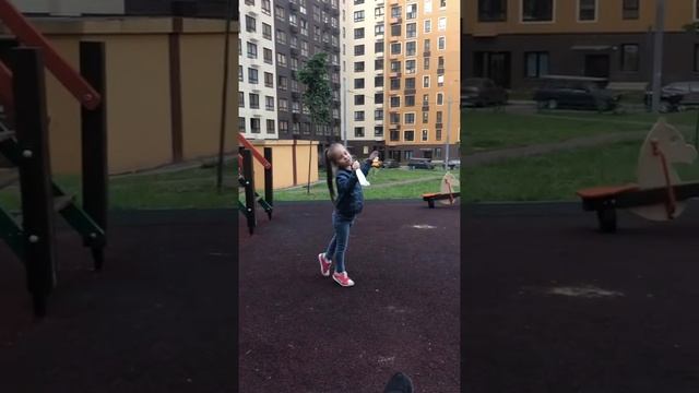 Последний день лета 2019. Песенки Алисы смотреть онлайн