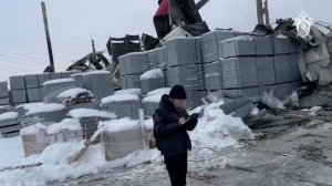 Руины сгоревшего склада