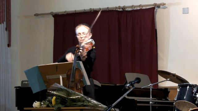 Феофентова Ирина (Кишинев, скрипка) - Апроксима (авт. Денис Феофентов) смотреть онлайн