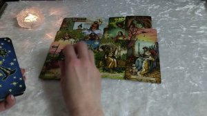 КТО НА ПОРОГЕ И С ЧЕМ? Таро гадание