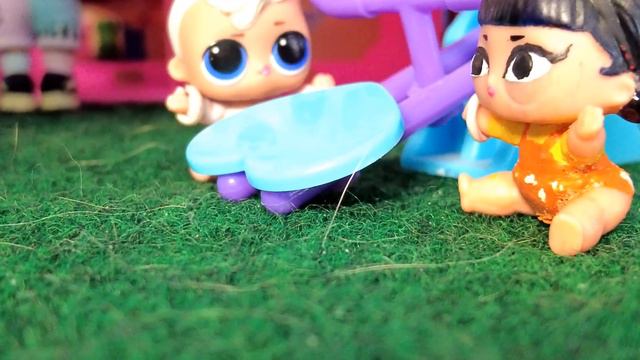 СВАДЬБА💍👰 В ДЕТСКОМ САДИКЕ ЛОЛ СЮРПРИЗ😱🤣🤣 смешные куклы мультики ДАРИНЕЛКА смотреть онлайн