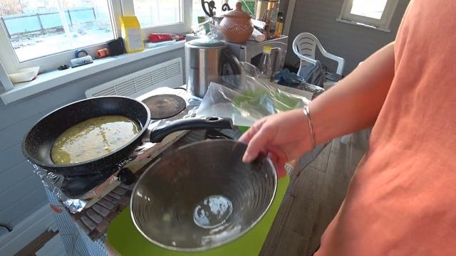 Дачный влог/Кормушка для птичек/Обустройство нового дома продолжается/31октября-1 ноября смотреть онлайн