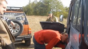 УАЗ 469 и его "ненормальный" пилот. Песня про УАЗ.