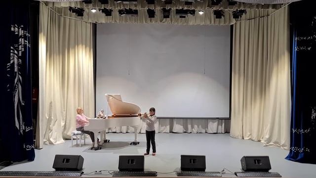 Кукушкина Тамара (10 лет) - Д. Шостакович "Романс из к/ф Овод", В.А. Моцарт "Рондо" смотреть онлайн