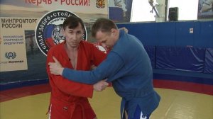 Школа самбо на СпортКоманде -  Подхват от ЗМС Михаила Мартынова