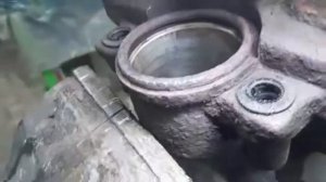 РЕМОНТ ПЕРЕДНЕГО СУППОРТА...Почему клинит передний суппорт в автомобиле.Volkswagen Caddy