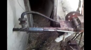 Вакуумный насос своими руками ( поршневой насос ) Vacuum pump with his own hands