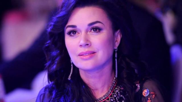 Это единственное, что ей поможет! Малышева прокомментировала диагноз Заворотнюк смотреть онлайн