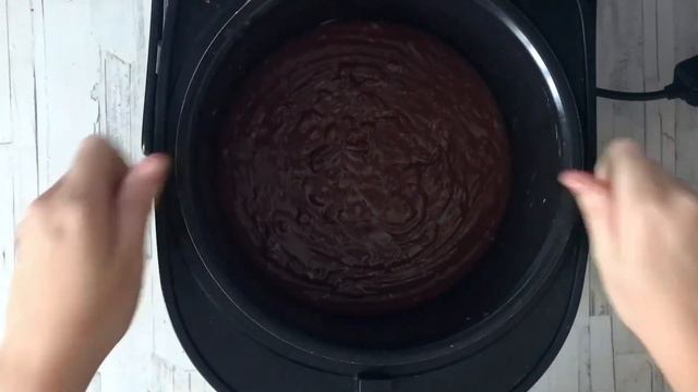 КАК ПРИГОТОВИТЬ ШОКОЛАДНЫЙ КЕКС В МУЛЬТИВАРКЕ? Влажный, вкусный, быстро и просто