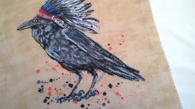 Вышивка. Мудрый индейский ворон. Готовая работа. смотреть онлайн