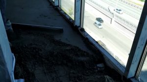 Как делают стяжку пола в высотках. Наличие деформационных швов во избежании трещин пола