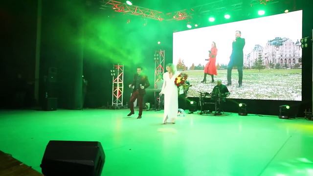 Гузелия дусларын жыя. Рустам и Лейла Галиевы - "Кояшым син" смотреть онлайн