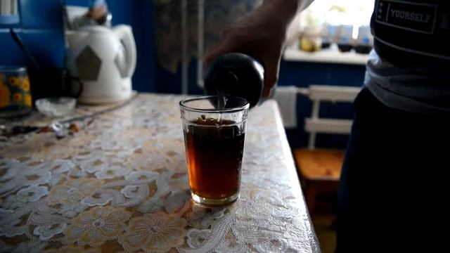 7 ФОКУСОВ С КОКА КОЛОЙ! Что произошло с Coca cola؟ смотреть онлайн