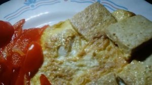 Сыр тофу жареный в яйце на масле ГХИ.