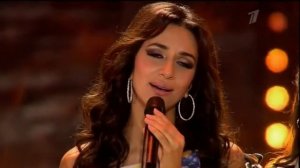 как поют - со слезами Зара поёт