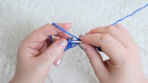 Красивая и аккуратная планка спицами для кардигана. Мастер класс для начинающих.