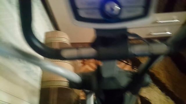 Иду на рекорд - кручу тренажер элипсойд. Vlog #12 смотреть онлайн