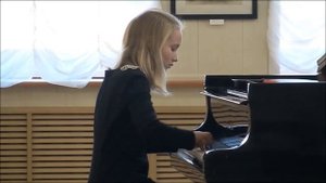 А. Гедике "Пьеса до-мажор", соч.6 №1, исп. Милена Юхнова