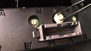 Dashboard Clock Radio Bulb Replacement - Vauxhall Opel Corsa D